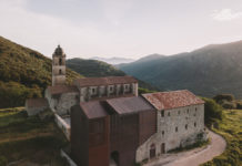 500년 긴 잠에서 깨어난 수도원