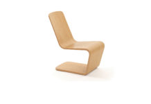 90년 만에 완성된 ‘단 한 장’의 의자