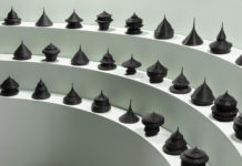 조각으로 남긴 세계의 인구: 2021 디자인 마이애미/바젤