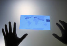 2007-08-17 | 미켈 모라의 ‘평평한 미래’